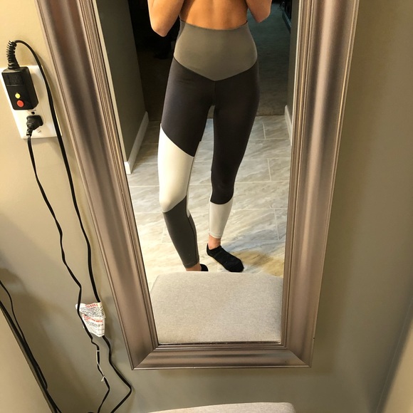 Aerie Colorblock Leggings - Picture 5 of 6